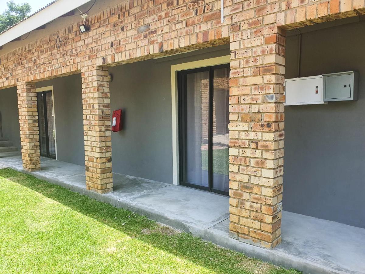 Hotel A Step Ahead Klerksdorp Exteriér fotografie